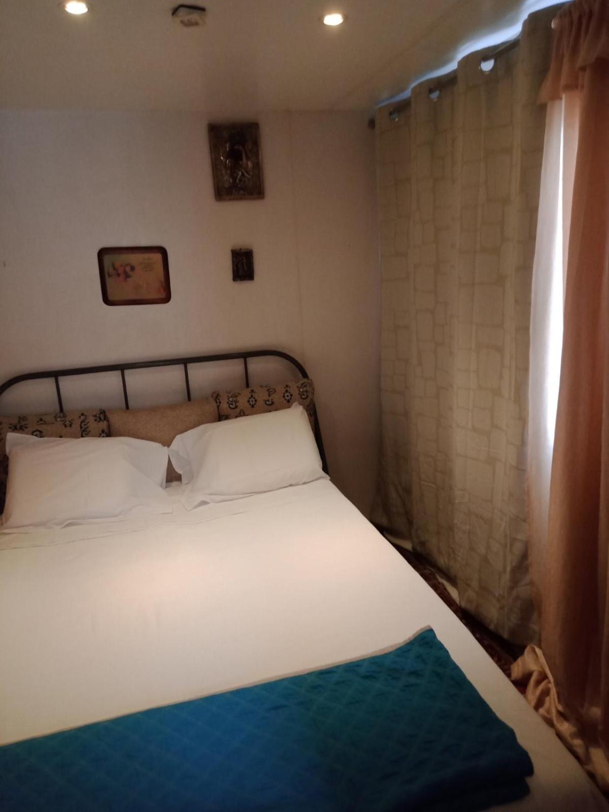 Georgios House Vathí
